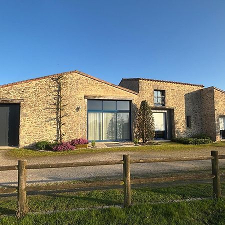 Chambres D'Hotes Les Laitieres Beaurepaire  Exterior foto