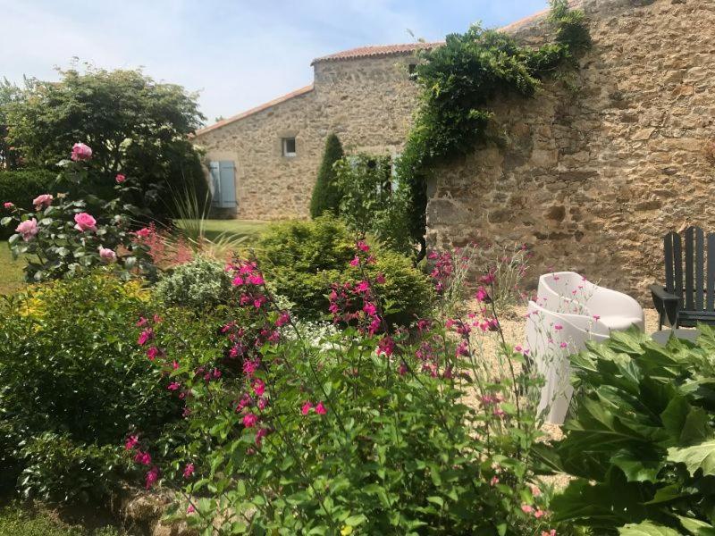 Chambres D'Hotes Les Laitieres Beaurepaire  Exterior foto